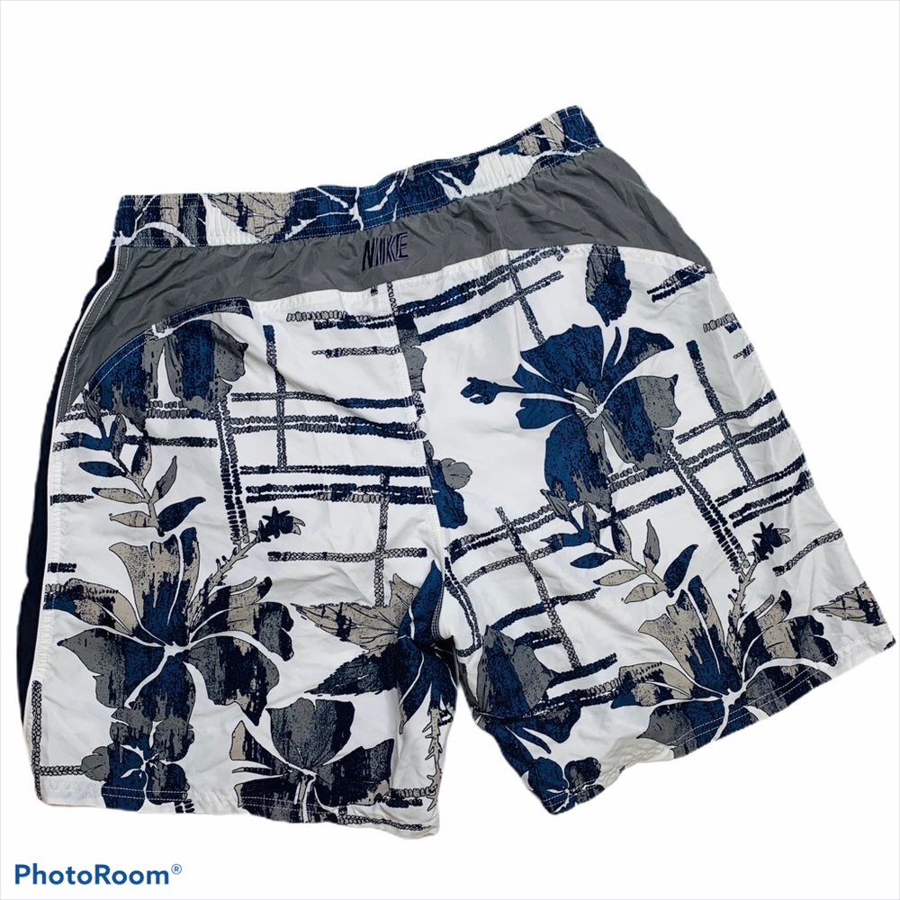 Nike Swim Trunks men’s XXL Hawaiian floral 2X